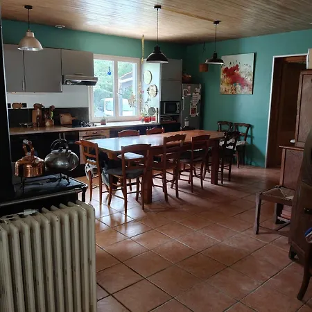 Maison 5 10 Personnes * Saint-Pierre-d'Amilly